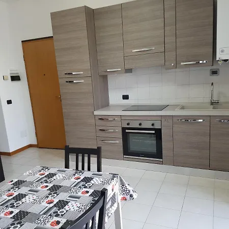 Abe Cir 01624-cni-00502 Apartman Bergamo