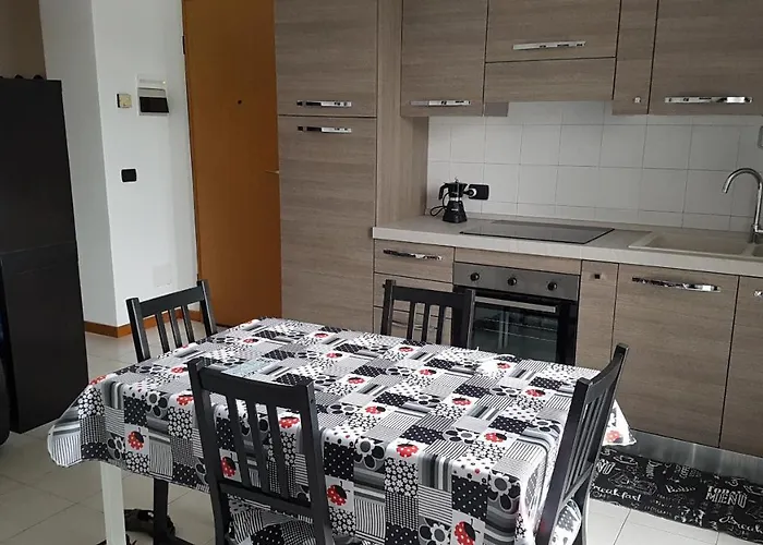 Abe Cir 01624-cni-00502 Apartman Bergamo